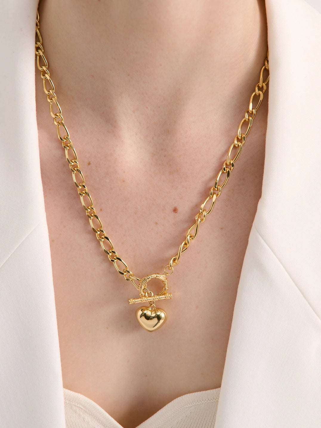 Divinity Heart 18K Gold Necklace