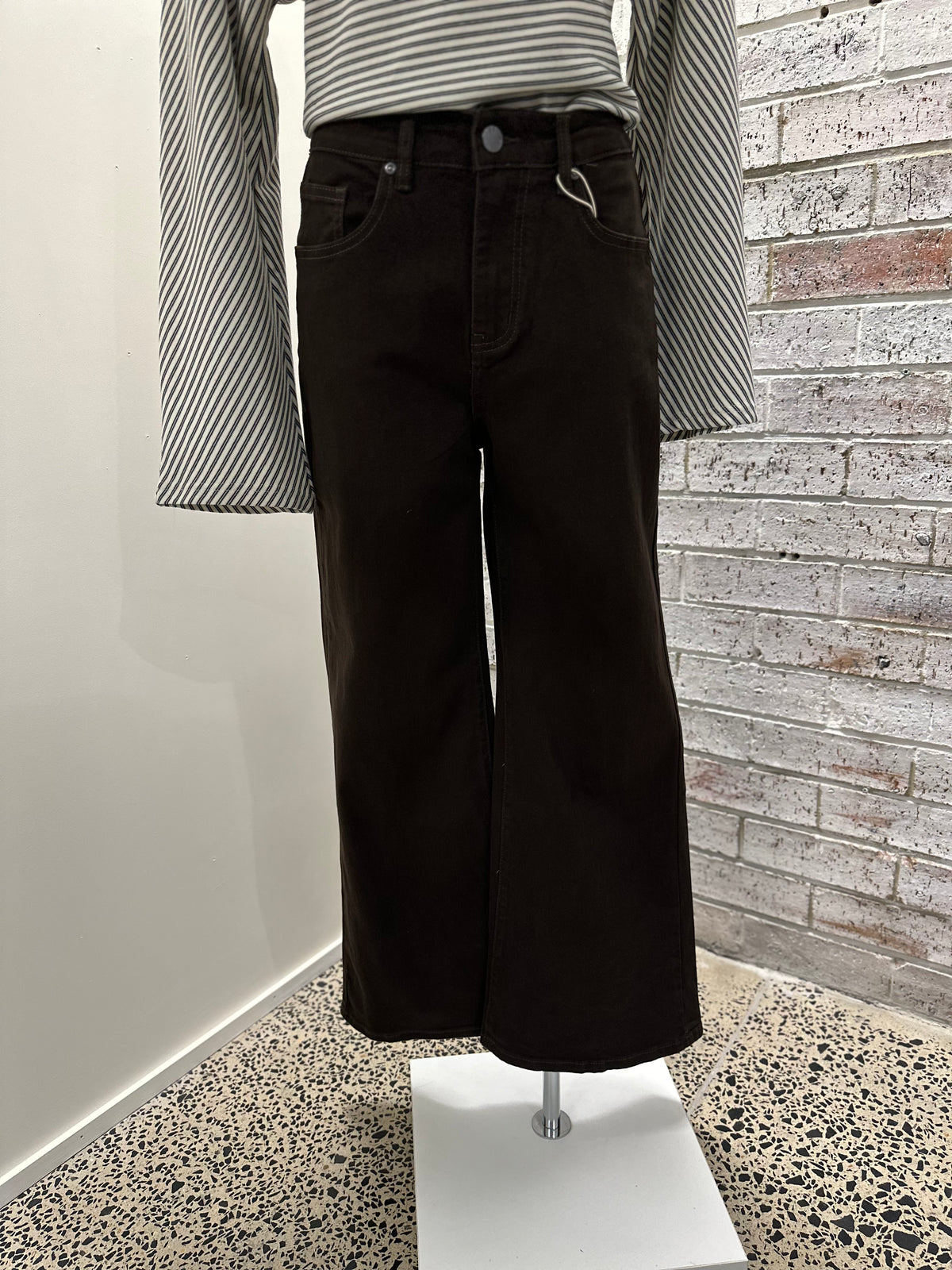 Wakee Wide Leg Jean - Chocolate